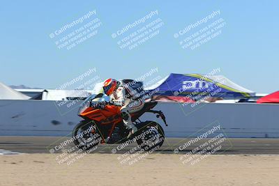 media/Nov-06-2023-Moto Forza (Mon) [[ce023d0744]]/4-Beginner Group/Session 4 (Finish Line Checker)/